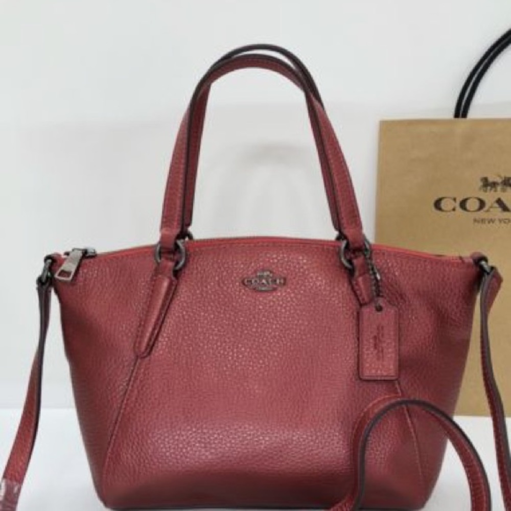 *SOLD*COACH mini Kelsey Satchel hot pink crossbody